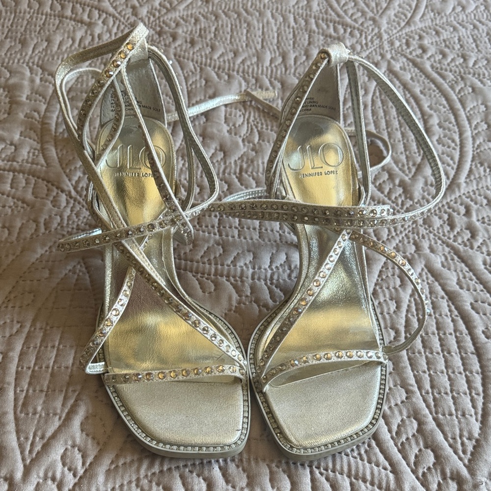 JLO Gardina heels 6 1/2 like new